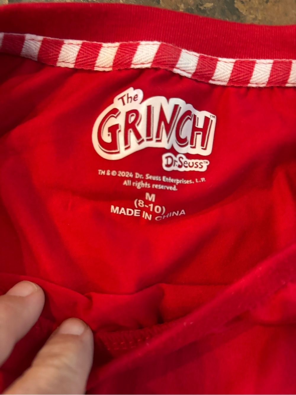 👏Dr. Seuss Red Grinch Holiday Pajama Set - Picture 4 of 4